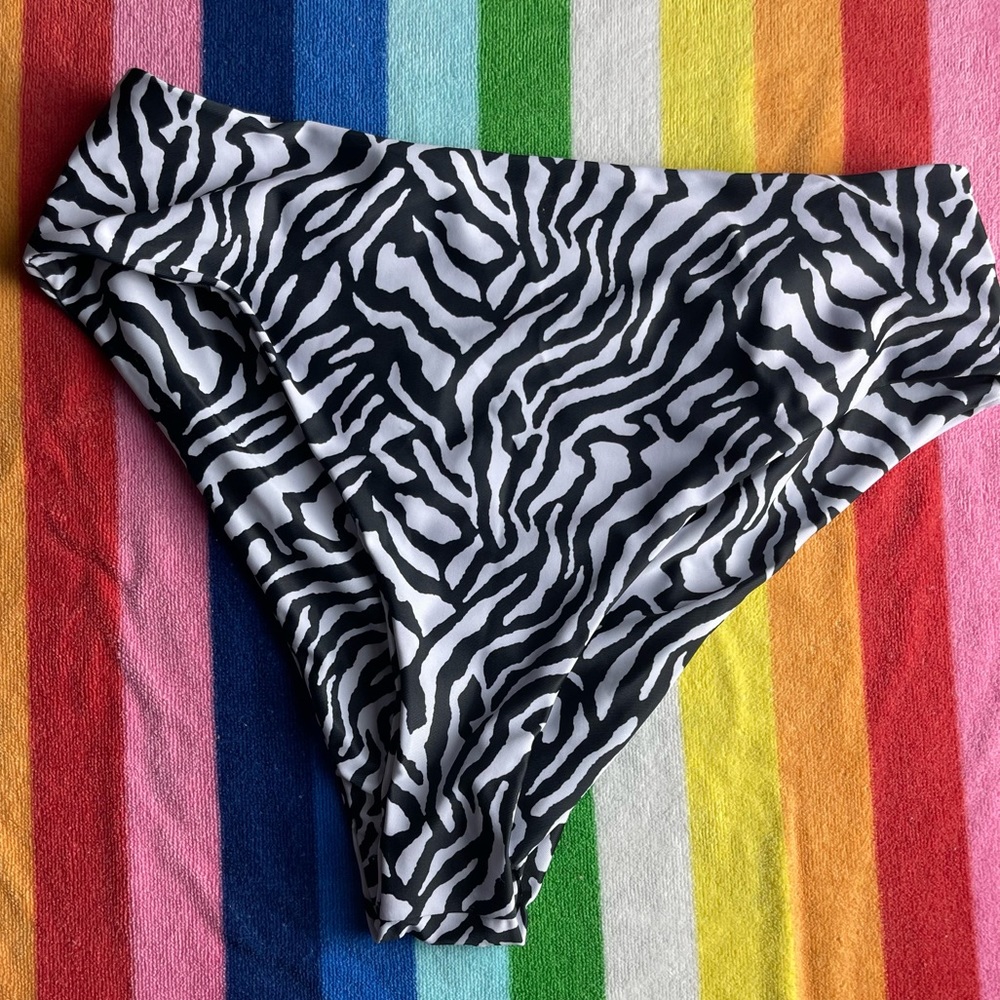Zebra Bikini Bottom (L)